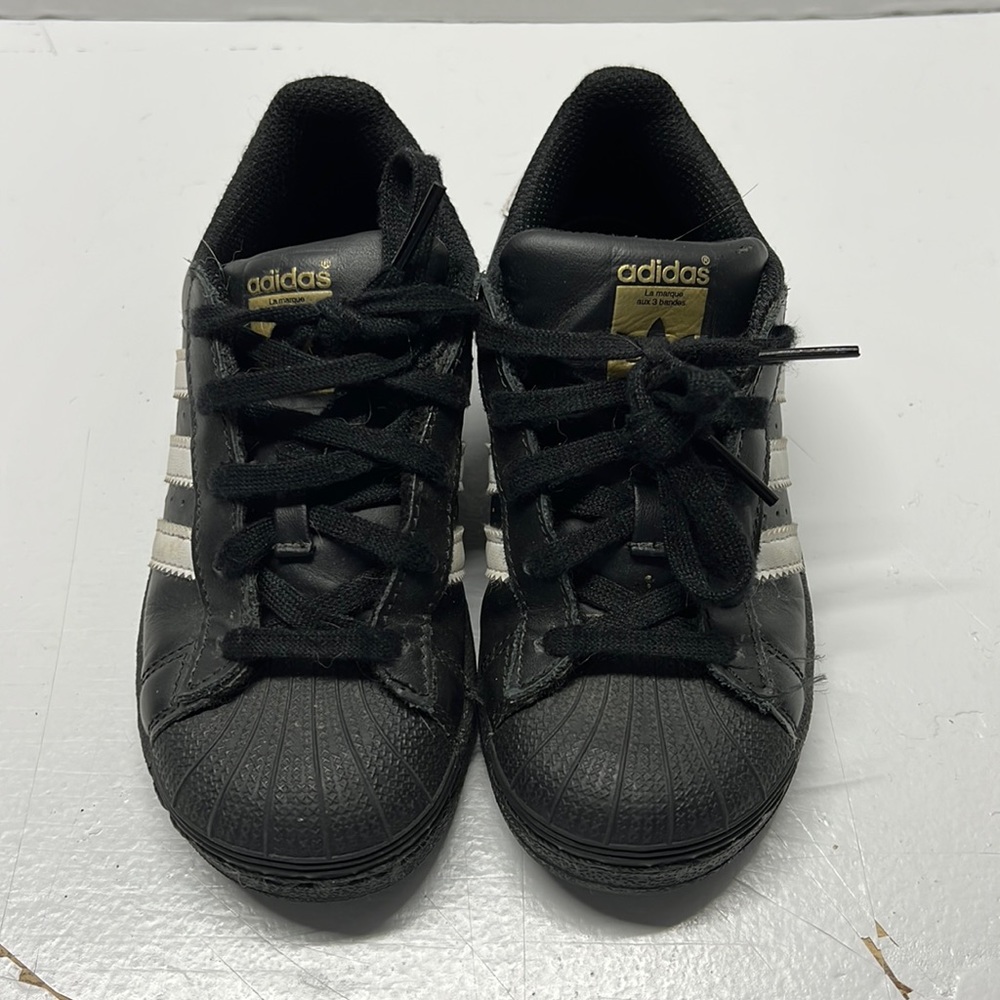 Adidas Superstar Sneakers